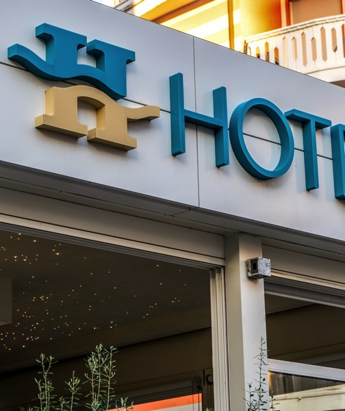 Hotel Helen — l’insegna di giorno