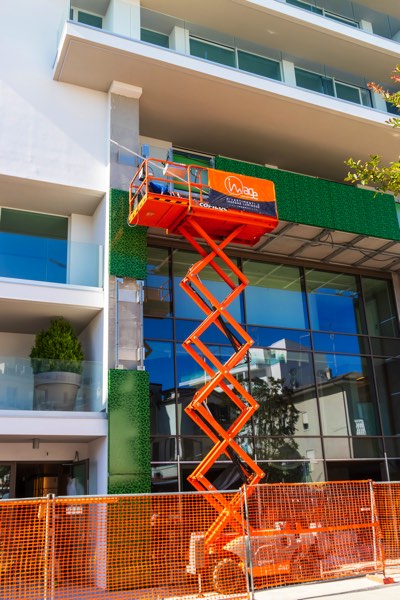 The One — il cantiere